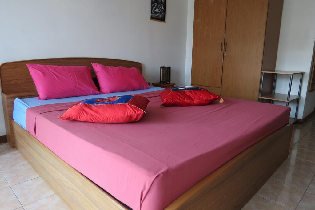 View Talay 1B Holidays Pattaya Exterior photo